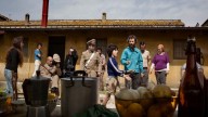 La pecora nera Un film di Ascanio Celestini. Con Ascanio Celestini, Giorgio Tirabassi, Maya Sansa, Luisa De Santis, Nicola Rignanese.
continua»