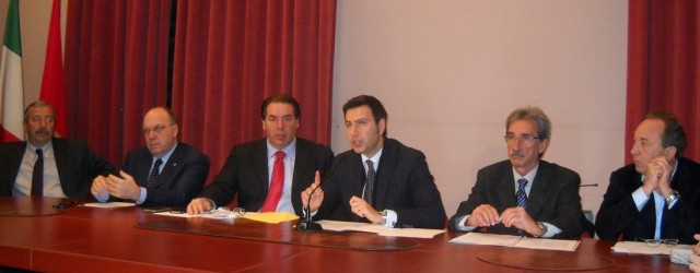 “Il Governo Monti ripensi alle Province” I presidenti delle province abruzzesi, domani, protesteranno contro la riforma dell'ente locale, voluta dal Governo Monti - Foto apertura: www.abruzzoblog.it