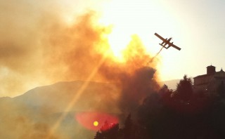Ancora fuoco in Val Pescara, brucia Castiglione