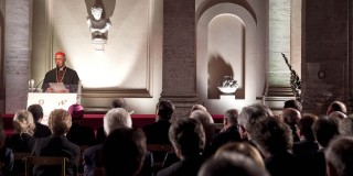 Una politica che “resista” alla disumanizzazione