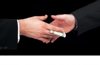 Corruzione in Italia: “un fenomeno dilagante”