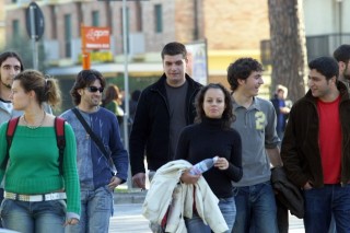 I giovani rifiutano il bipolarismo destra/sinistra