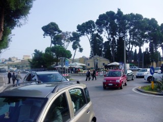 Nel 2013 diminuite le auto in città