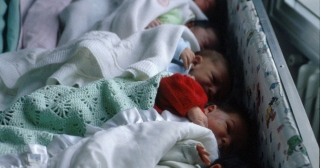 Crollo delle nascite in Italia: “Solo 509 mila nel 2014”
