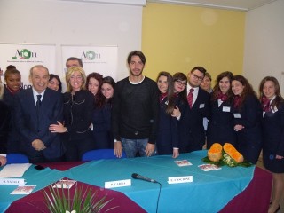 La lotta ai tumori parte dai giovani