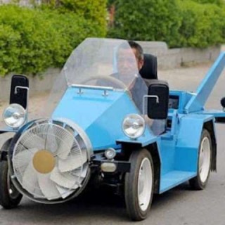 L’auto… al vento!