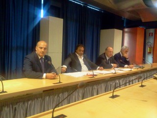 Nella politica abruzzese è dibattito su Equitalia