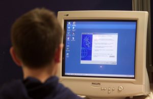 Povertà educativa: li chiamano nativi digitali, ma non sanno inserire un link