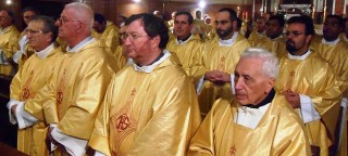 Cappelle attende don Krzysztof e saluta don Ezio