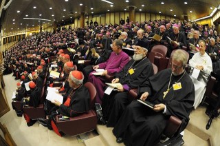Coppie di fatto, gay e famiglia al Sinodo dei vescovi