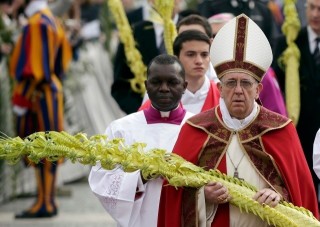 “Davanti a Gesù, siamo Maria o Giuda?”