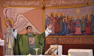 Gaza: bombardata chiesa cattolica della Sacra famiglia