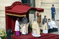 Papa Francesco beatifica Paolo VI
