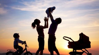 Covid-19: “La crisi ci suggerisce di rallentare per costruire una famiglia”