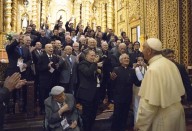 Papa Francesco incontra gli esponenti della società civile nella chiesa di San Francisco