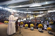 I rappresentanti dei movimenti popolari in ascolto del Papa
