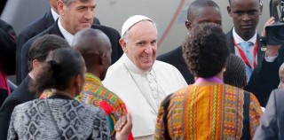 “Violenza e terrorismo sono nemici di pace e prosperità da combattere”