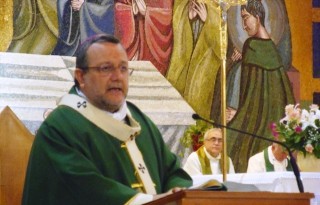 “Siate catechisti felici: la felicità sconfigge anche le potenze del male”