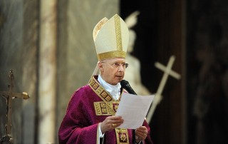 “Ai politici vengono chieste competenza, onestà morale e sacrificio”