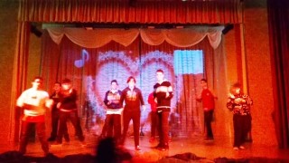 Grande successo per il teatro-danza Christmas colors.1