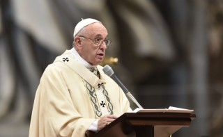 “La Chiesa non brilla di luce propria: è Cristo la luce che rischiara”