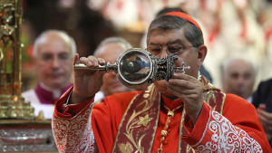 Il cardinal Sepe al Beato Nunzio