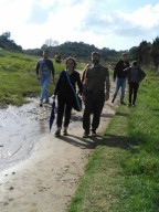 Goffredo e Tiziana Leonardis si recano in parrocchia a Mab