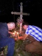 Un momento di preghiera a Sape