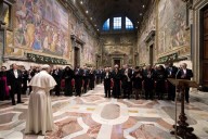Un'immagine della Sala regia durante l'intervento di Papa Francesco