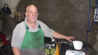 “Con la passione per le moto tolgo i ragazzi dalla strada”