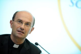 Mons. Russo: “Preservare la salute è un interesse primario”