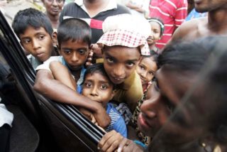 Tsunami in Indonesia: 600 mila bambini sono in ginocchio
