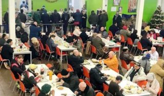 Caritas Pescara: al lavoro per il cenone di San Silvestro dei bisognosi