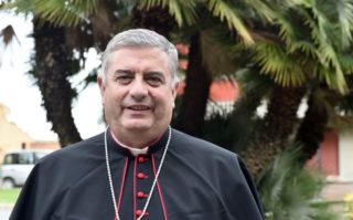 Vita consacrata: “Vivere in comunione e fraternità evitando la deriva settaria”