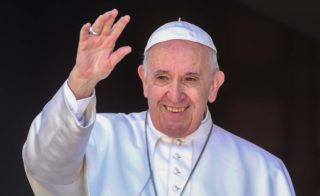 8 anni con Papa Francesco: “Ci ha insegnato che la vita ha senso se è vissuta per gli altri”