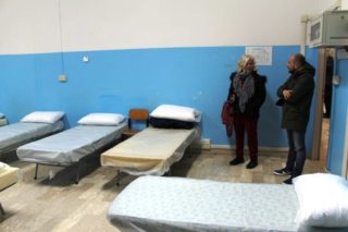 Chiuso il dormitorio comunale a Pescara: 124 senzatetto accolti in 2 mesi