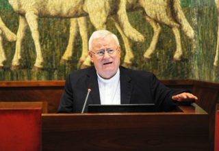 Sanità: “Non possiamo dirci cristiani se non ci prendiamo cura degli altri”
