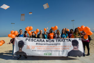 Uniti contro la tratta degli esseri umani