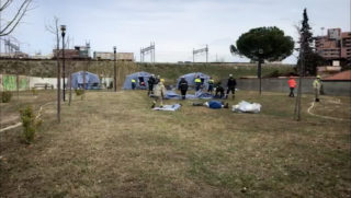 Apre il villaggio per i senza dimora: la Caritas in prima linea