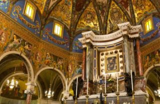 Stasera il Rosario per l’Italia dal Santuario della Madonna di Pompei