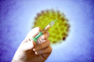 Covid-19, vaccini: “L’84% di dosi è in 10 Paesi, di cui l’1% è in Africa”