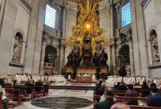 Monsignor Giovanni Gaspari ordinato Vescovo