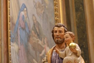 È di un abruzzese la musica della preghiera a San Giuseppe del Papa