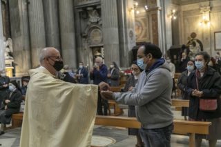 Riforma liturgica: “Triste vedere come l’Eucaristia sia motivo di divisione”