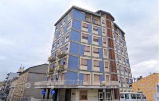 Centro Nazareth: “Chiuderà per urgenti lavori di ammodernamento”