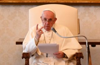 Libri liturgici Paolo VI-Giovanni Paolo II: “Unica espressione del rito romano”