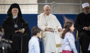 “Il futuro del mondo dipende dal fatto che ci riconosciamo fratelli”