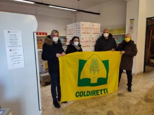 Coldiretti: donate 150 scatole di alimenti ai bisognosi abruzzesi