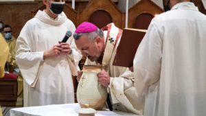 Chiesa: “Sia credibile. Non militante, ma credente nell’amore di Dio”