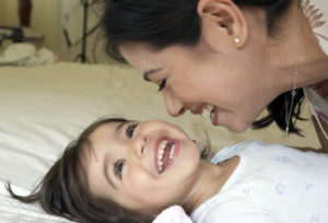 Mamme: “Il Covid-19 è stato un acceleratore di disuguaglianze per loro”